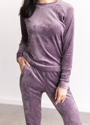 Жіночий велюровий костюм світшот і штани. жіночий плюшевий костюм, кофта та штани