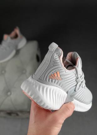 Женские кроссовки adidas alphabounce instinct серые с пудрой4 фото