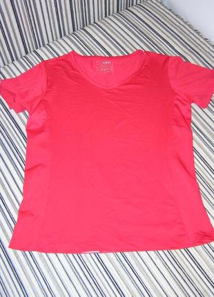 Красно-бордовая спортивная футболка crane