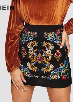 Юбка в орнамент