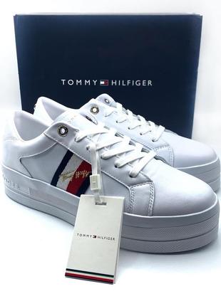 Оригинальные женские кроссовки tommy hilfiger2 фото