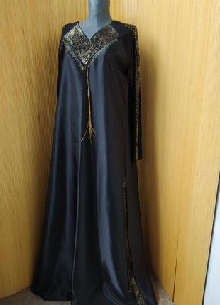 Чорна довга сукня атлас вільного крою у етно стилі / галабея/ абая