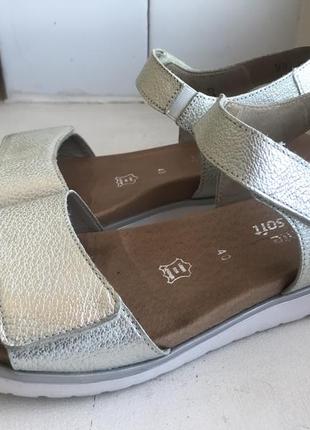 Шкіряні босоніжки remonte 39-40р.