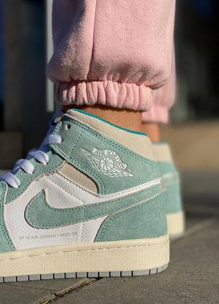 Nike air jordan retro 1 turbo green новинка женские высокие бирюзовые кроссовки натуральная замша найк джордан весна лето осень бірюзові кросівки7 фото