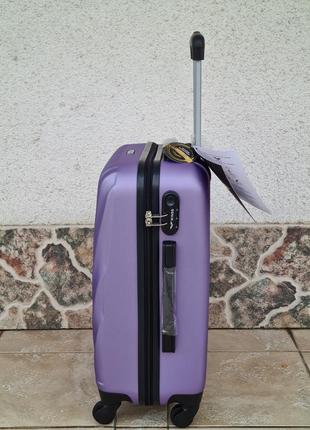 Средний чемодан с бютиком wings с увеличение8 фото