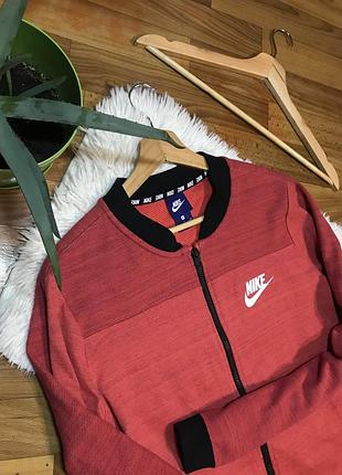 Оригінальний бомбер від nike 4