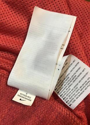 Оригінальний бомбер від nike 8