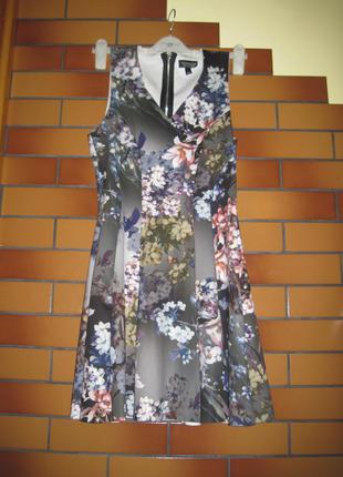 Шикарное платье в цветочний принт topshop