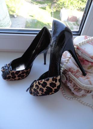 Туфли в леопардовый принт на каблуке