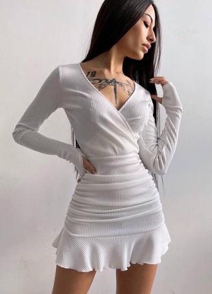 Трикотажное платье в рубчик  megamix