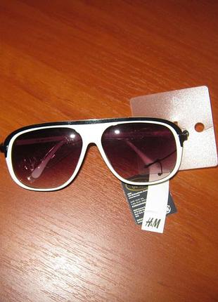 Очки солнцезащитные"h&m": из германии.
