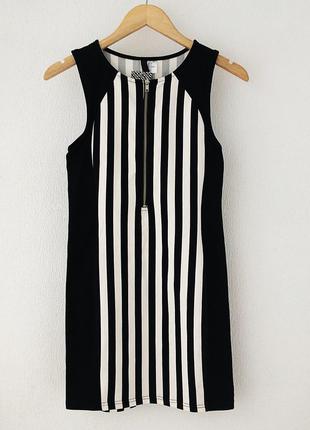 Коротке плаття h&m divided у вертикальну чорно-білу смужку #розвантажуюсь