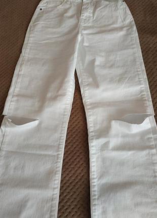 Жіночі білі джинси з розрізами на колінах boohoo2 фото