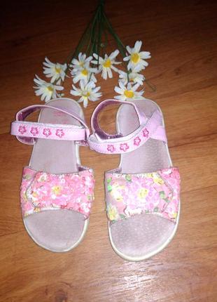 Босоножки замшевая стелька