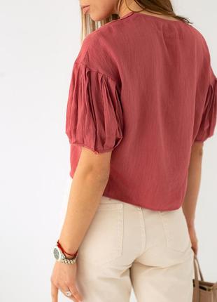 Блуза укороченная с коротким рукавом.4 фото