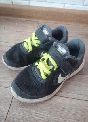Кросовкі nike!не дорого!