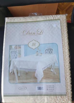 Скатерть/скатертина с кружевом на кухонний стіл 150*220