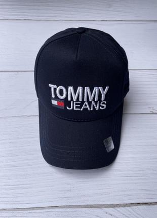 Кепка бейсболка tommy