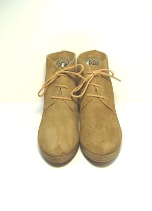 Жіночі замшеві черевики ботинки janet d. р. 404 фото