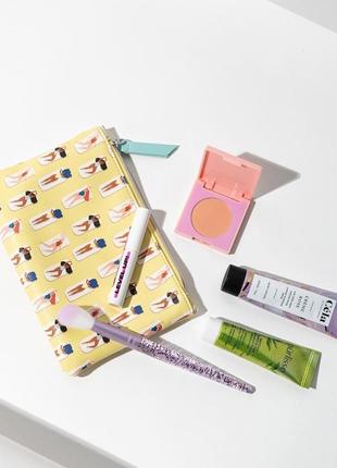 Beauty box косметичка с 5 продуктами ipsy bag3 фото