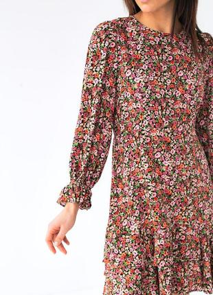 Платье с цветочным узором и рюшами на рукавах crep  90184 розовый4 фото