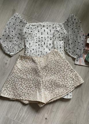 Шорты prettylittlething