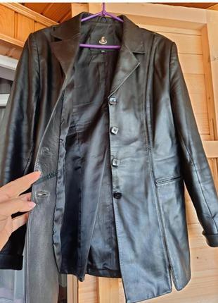 Женский удлинённый пиджак кожаный8 фото