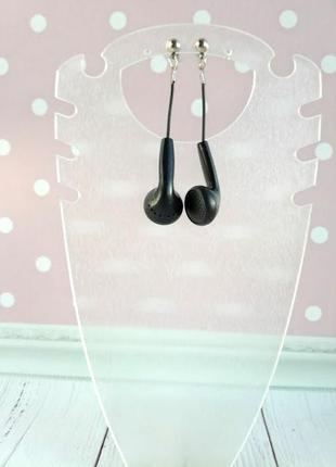 Незвичайні сережки у формі навушників.3 фото