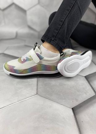 Трендові кросівки. 4