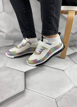 Трендові кросівки. 3