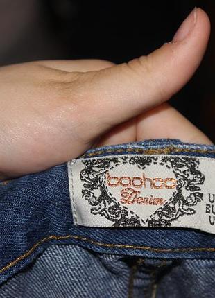 Стильние штани бойфренди рвані boohoo 3