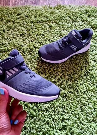 Легкі кросівки nike