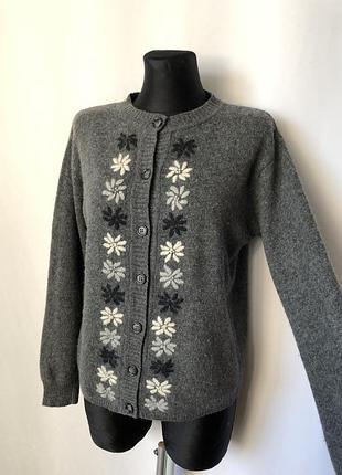 Вінтаж сіра кофта з вишитими квітами кашемір