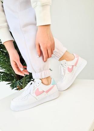 Nike air force pink mint женские белые кроссовки форсы демисезонные весна лето осень тренд скидка жіночі білі стильні кросівки2 фото