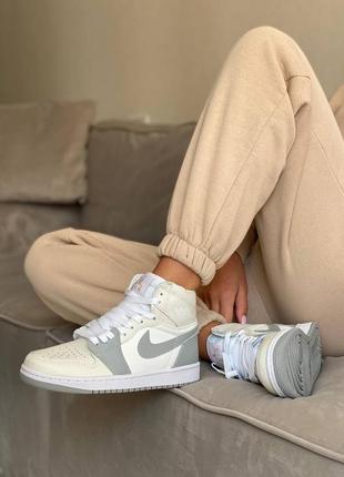Nike air jordan 1 high milk grey жіночі демісезонні кросівки найк джордан молочні сірі весна літо осінь жіночі високі молочні кросівки