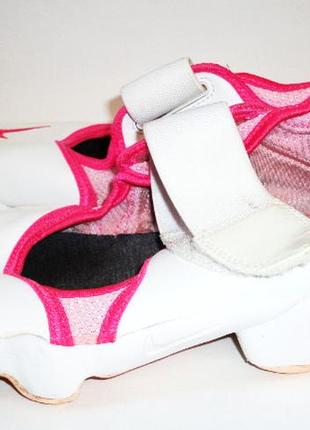 Кроссовки nike р.38,5 оригинал