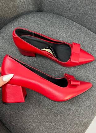Червоні класичні туфлі човники мастхев bantik 🎀 шкіра натуральна 35-41 🔰червоні класичні туфлі човники bantik 🎀 натуральна шкіра 35-412 фото