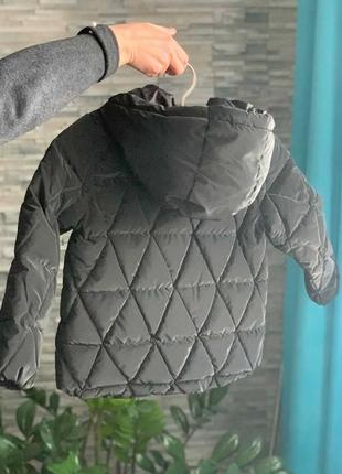 Куртка демісезонна на дівчинку чорного кольору фірми zara9 фото