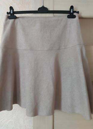 Бежевая юбка