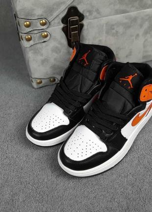 Женские весение высокие кроссовки nike air jordan оранжевые с черным летние кросовки найк аир джордан9 фото