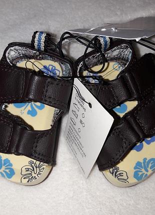 Босоніжки/мокасини/сандалі/тапочки