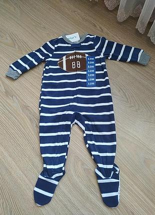 Чоловічок carter's.на хлопчика .12 місяців