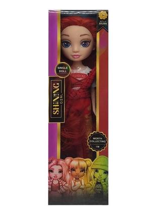 Лялька типу барбі червона