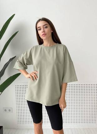 Женская однотонная футболка оверсайз3 фото