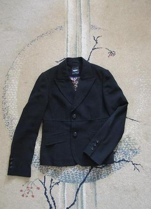 Піджак жіночий