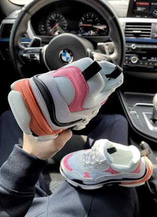 Кросівки triple s white pink кросівки7 фото