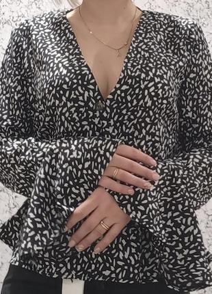 Блуза з рукавами-воланами 🤩3 фото