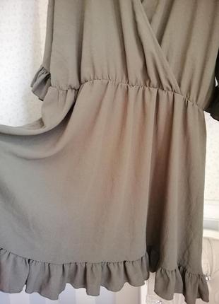 Модное очень красивое  платье батал  с рюшами воланами5 фото