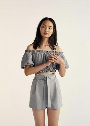 Високі шорти з костюмної тканини pull&bear