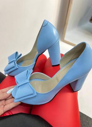 Эксклюзивные туфли из натуральной итальянской кожи с бантиком голубые8 фото
